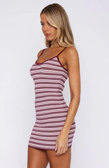 Vestido Curto de Tricô Listrado Borgonha I've Been Thinking