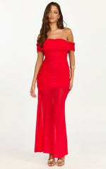 Victoria Maxi Dress - Vestido acampanado ajustado sin hombros en rojo