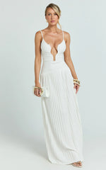 Vestido longo Hathaway - Vestido plissado com decote em U na cor marfim