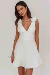 Minivestido Kalinda com Rosa Removível Branco
