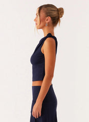 Blusa Viola de Ombro Torcido - Azul Marinho