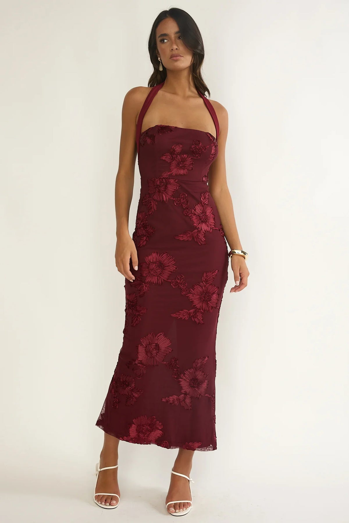 Vestido Longo Serene Halterneck Embelezado Vinho