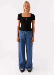 Top escote cuadrado con monograma distintivo - Negro