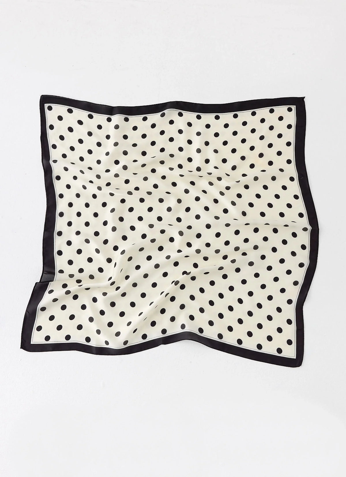 Lenço Dotty Dreams - Poá Branco
