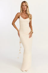 Vestido longo Penny - Vestido com flores 3D e decote drapeado em creme