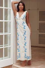 Vestido Maxi Mykonos Morning con Hombros Anudados y Bordado Beige