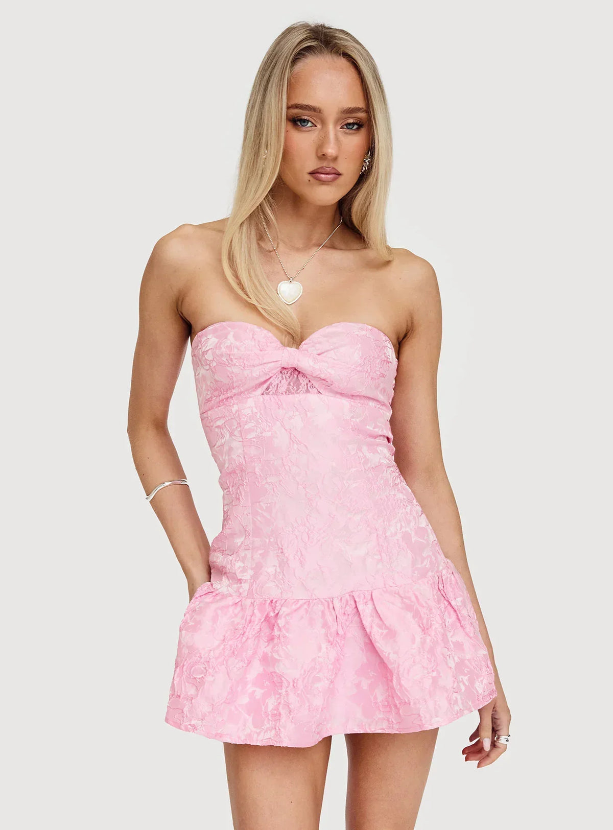 Minivestido jacquard rosa sin tirantes Aubriana