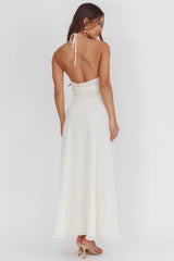 Vestido largo Petronilla Rosette Halterneck Color Huevo