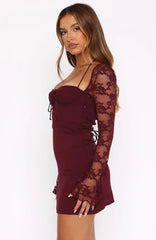 Vestido mini de manga larga Won't Hide color vino