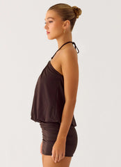 Minivestido Halter Jisoo - Chocolate Fresco
