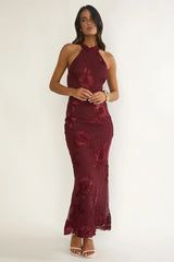Vestido Maxi Shana com Decote Halter e Adereços - Vinho