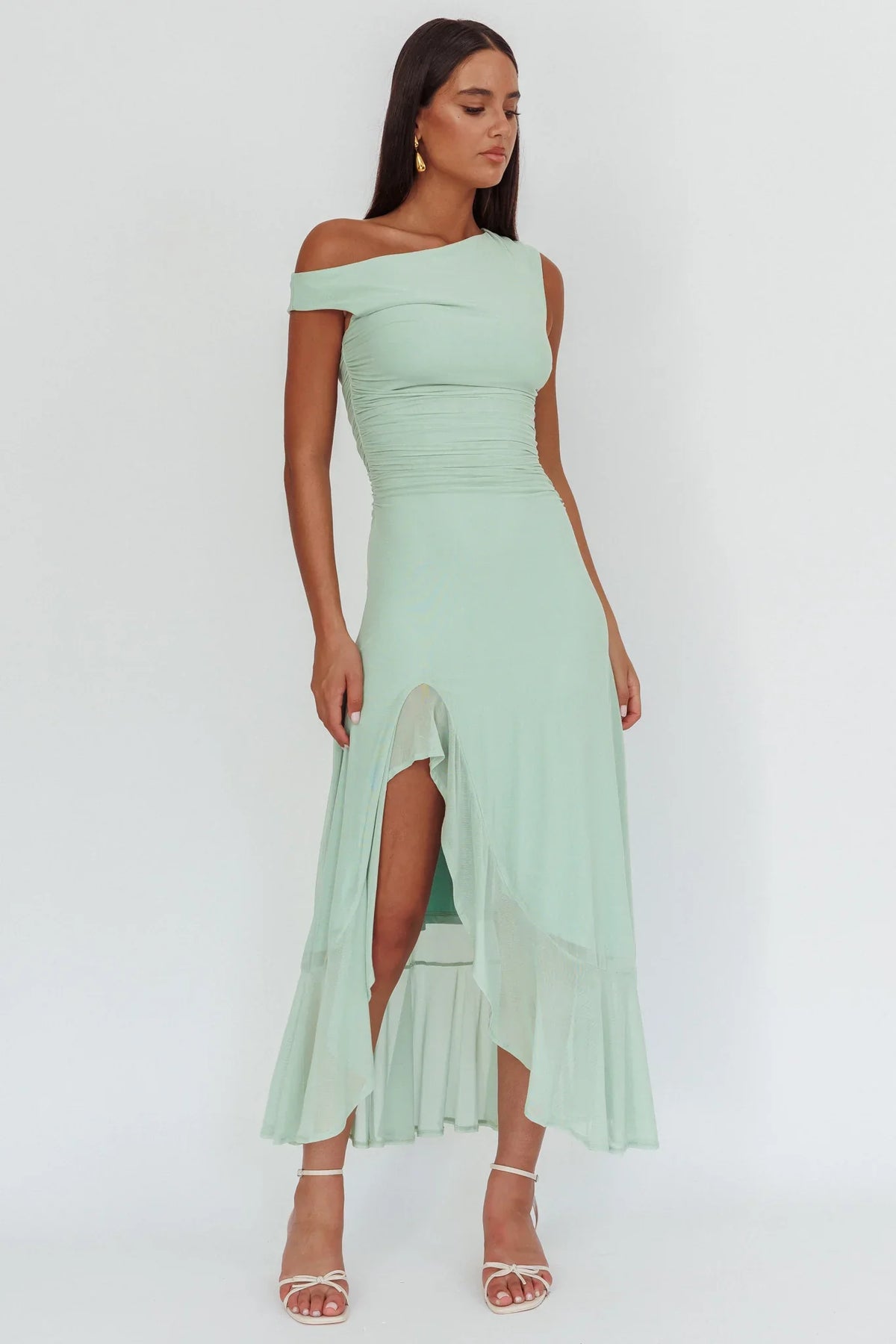 Vestido Maxi de Escote Asimétrico con Magia a la Luz de la Luna Salvia