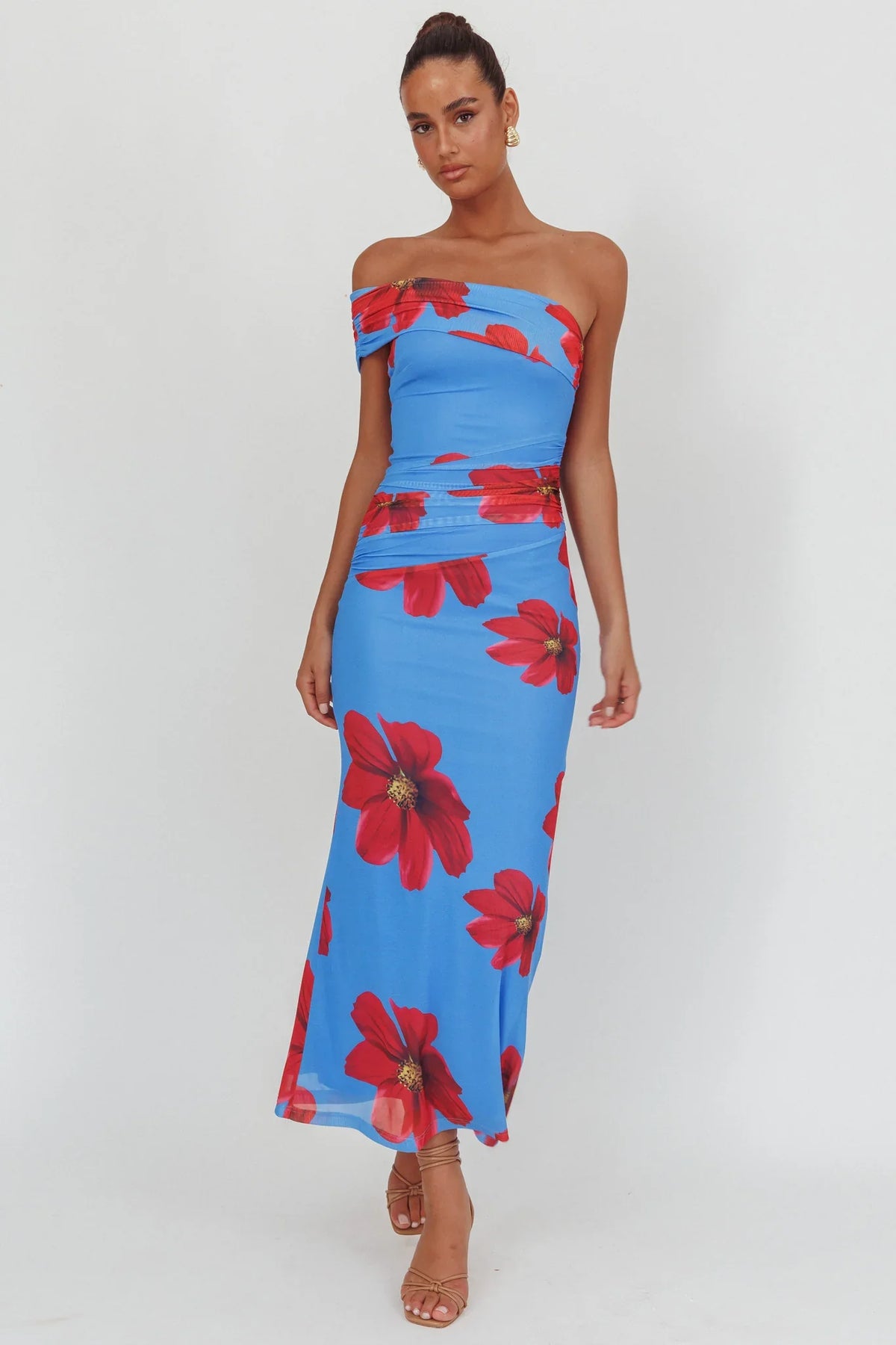 Vestido largo asimétrico floral azul Gala