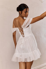 Minivestido Branco com Costas de Amarrar e Renda Pixi Ombro a Ombro