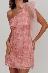 Mini Vestido Mykonos Morning de Um Ombro Só com Amarração Embelezado Rosa