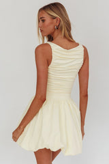 Vestido Mini Dalayla Sem Mangas com Saia Balão Cor Manteiga