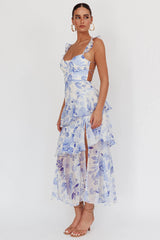 Vestido Longo Veda com Babados, Costas de Tiras e Estampa Floral Azul