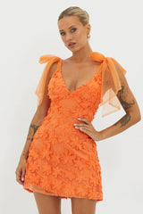Mini Vestido Mykonos de Ombro Amarrado Embelezado Laranja