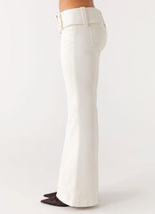 Calça Jeans Zadie de Cintura Baixa de Veludo Cotelê - Pearl