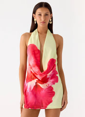 Minivestido Varindra con cuello desbocado - Estampado floral amarillo