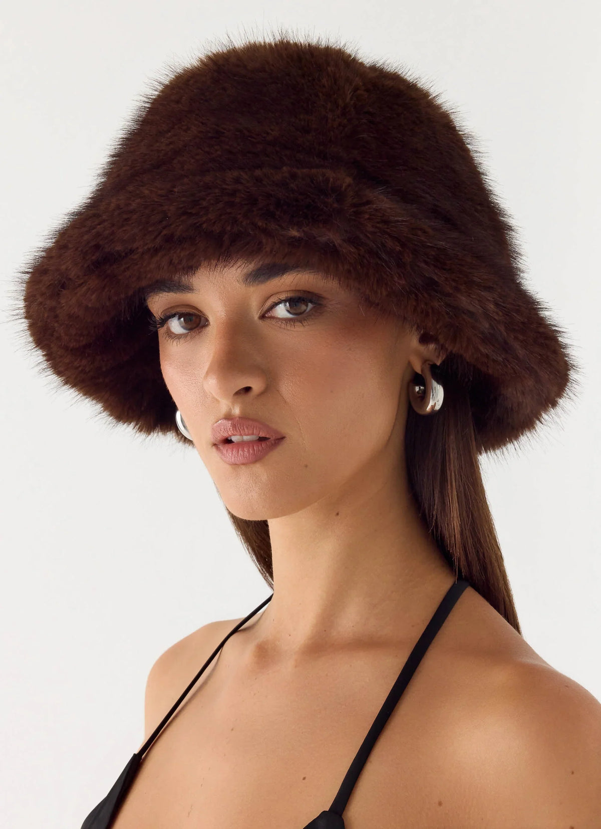 Gorro de Pelo Sintético Nicolette - Chocolate