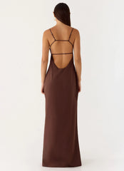 Vestido longo Off The Table em linho - Chocolate