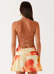 Minivestido sin espalda Meah - Mimosa Blossom