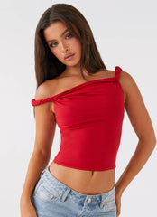 Top Solace Soul Twist con hombro al descubierto - Rojo