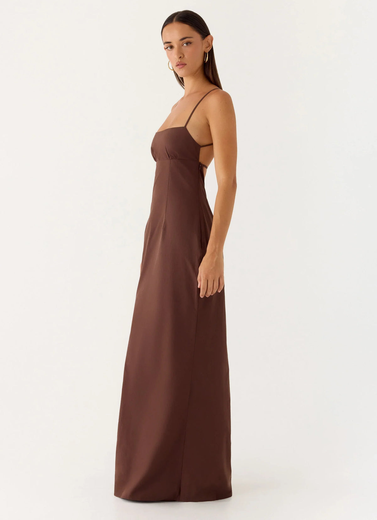 Vestido longo Off The Table em linho - Chocolate